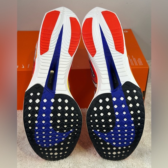 Nike ZoomX Vaporfly Next% 3 PRM main image 10
